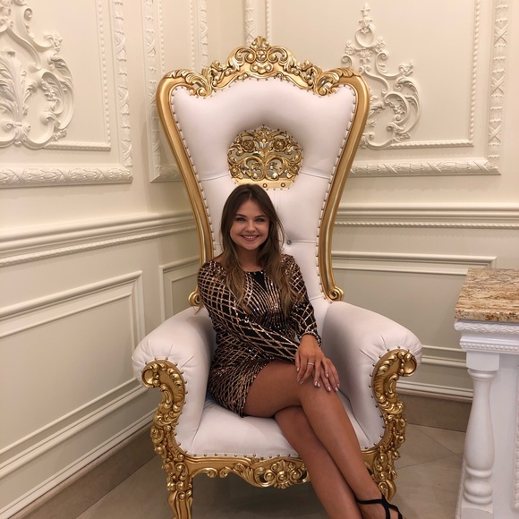 Meet your Posher, Paulina - Picture 1 of 1